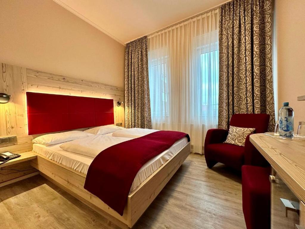 Trip Inn Posthotel Dueren Хаймбах Экстерьер фото