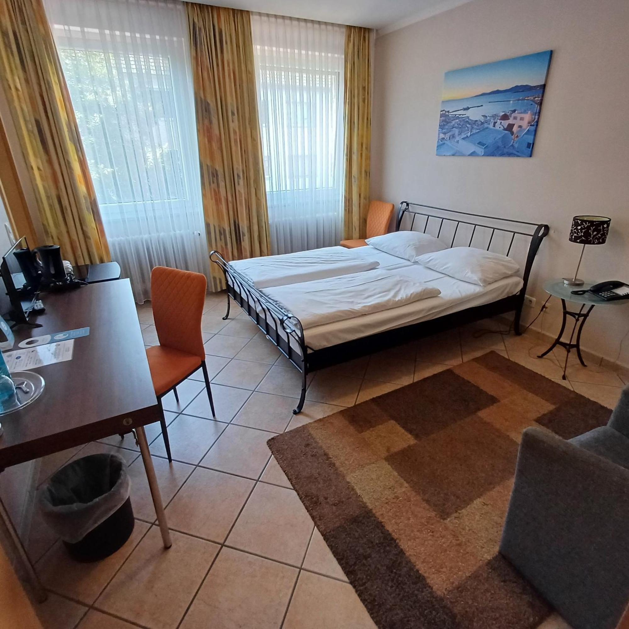 Trip Inn Posthotel Dueren Хаймбах Экстерьер фото